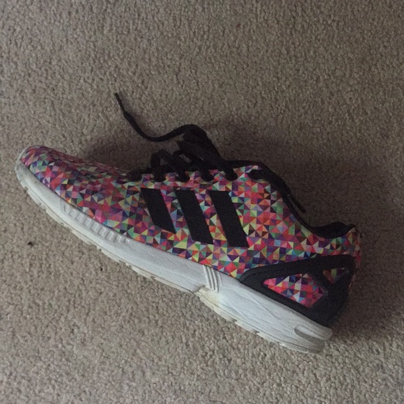Adidas Shoe size 9 barely used good condition - Picture 1 of 2